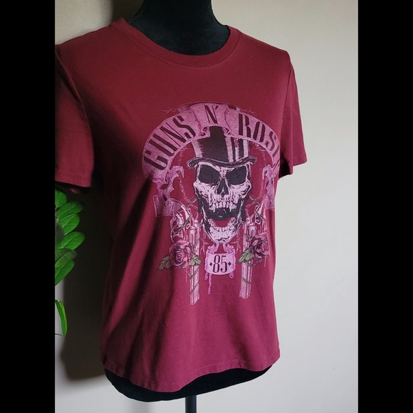 Ladies Guns N' Roses band tee - Picture 2 of 5